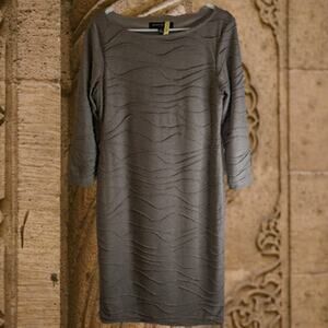 Sharagano 8 1/2 sleeve beige lined polyester blend stretch woman's dress. Office
